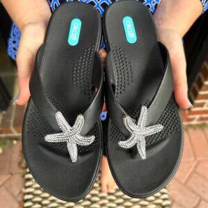OkaB Black Starfish Sandals M/L